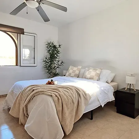 La Karina Apartment *