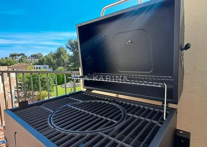 La Karina アパート